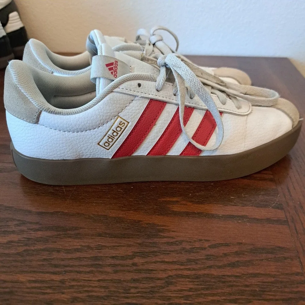 Adidas VL Court 3.0 Low Sneakers White Red Gum Sole JI2908 Womens 6.5